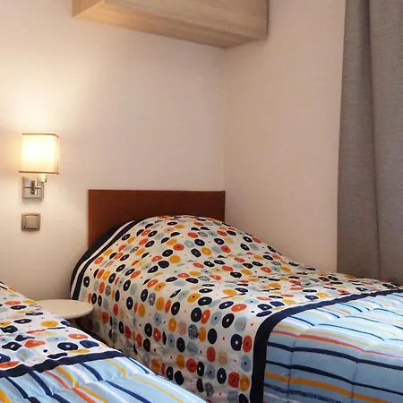 Camping Le Mediterranee Hyeres Room photo