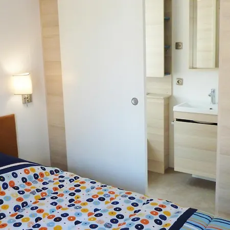 Camping Le Mediterranee Hyeres Room photo